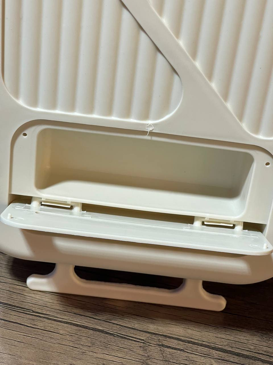 باسكت ضلفة مطبخ قابل للطي من السيليكون والبلاستيك لتوفير المساحة وسهولة التخزين.