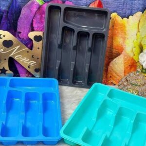 منظم معالق وشوك وسكاكين بلاستيك بيور مقسم للأدراج مقاس 33 في 25 سم لترتيب المطبخ.